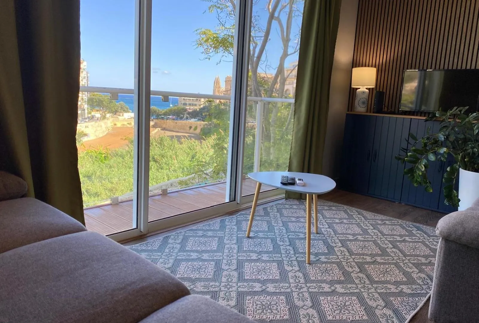 St Julians Seaviews Hilltop House Saint Julian's Lejlighed